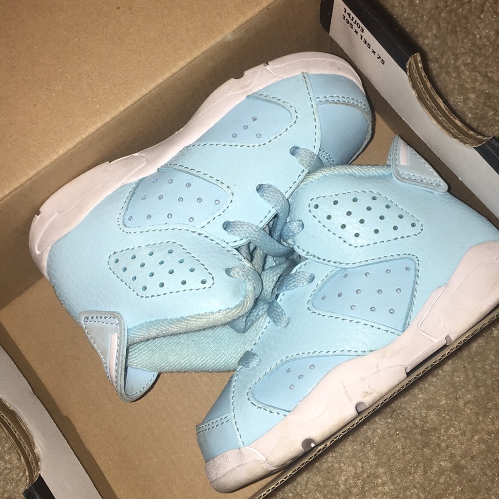 Toddler Retro 6 Sneakers